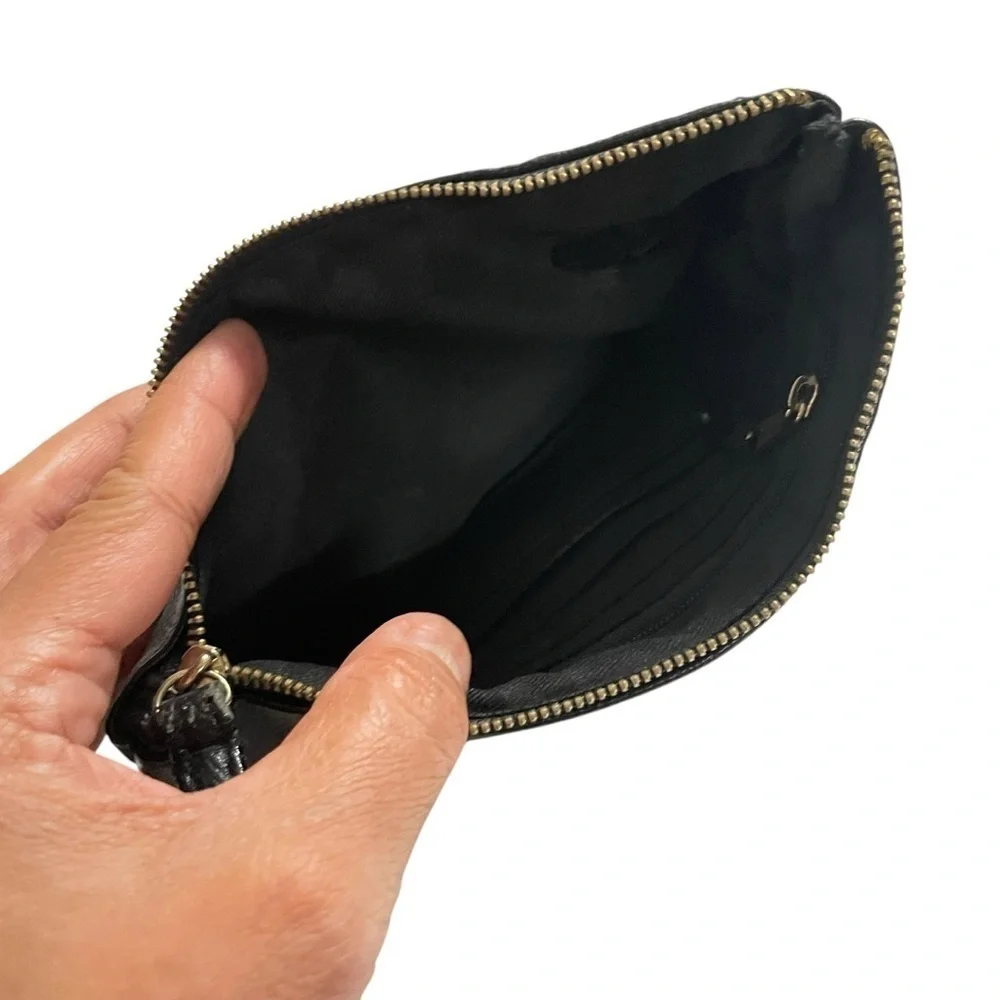 Safe Keeper Hand Wallet Wristlet